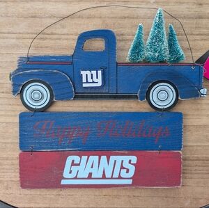 NY Giants Holiday Truck Decor